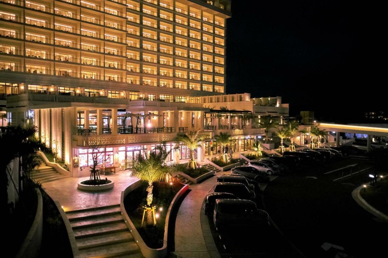 Ala Mahaina Condo Hotel Motobu Exterior photo
